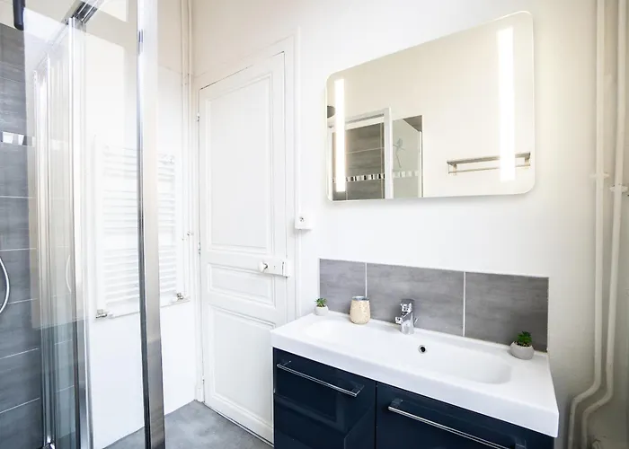 Le Bobo Remois - Center - Cathedral Appartement